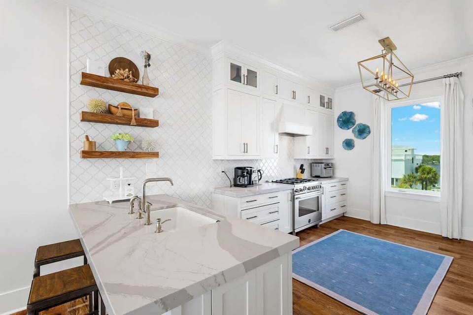 Cook like a chef in the fully equipped gourmet kitchen.