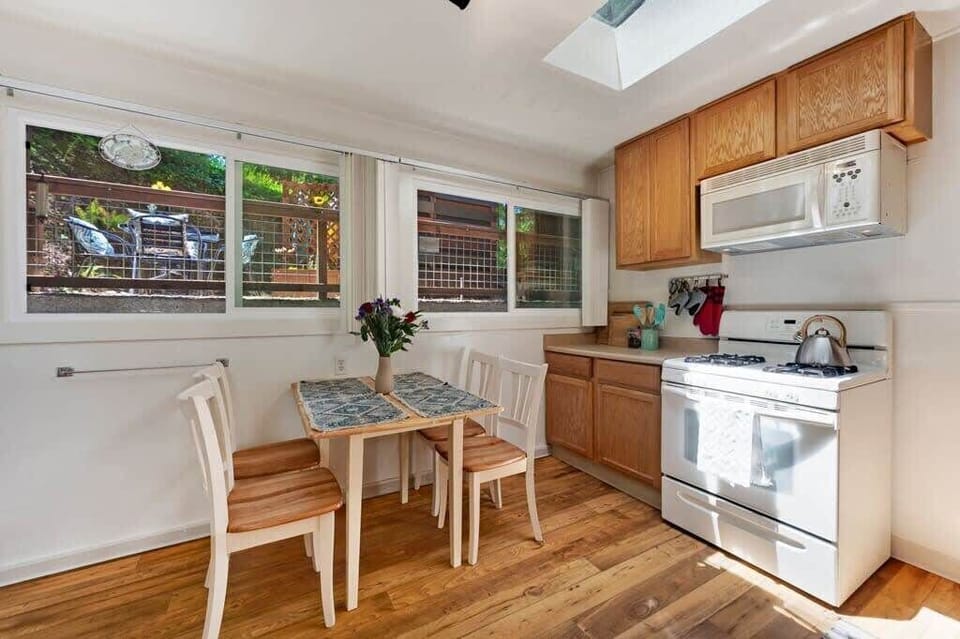 Elevate your dining experience in our well-appointed kitchen, where delicious moments are created