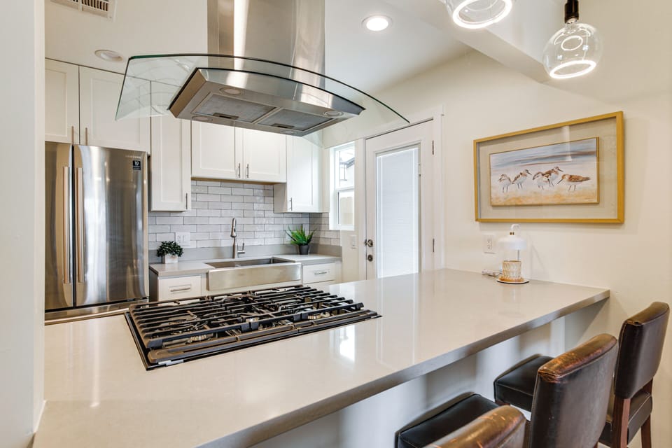 Kitchen | Cooking Basics | Refrigerator | Drip Coffee Maker | Stove/Oven