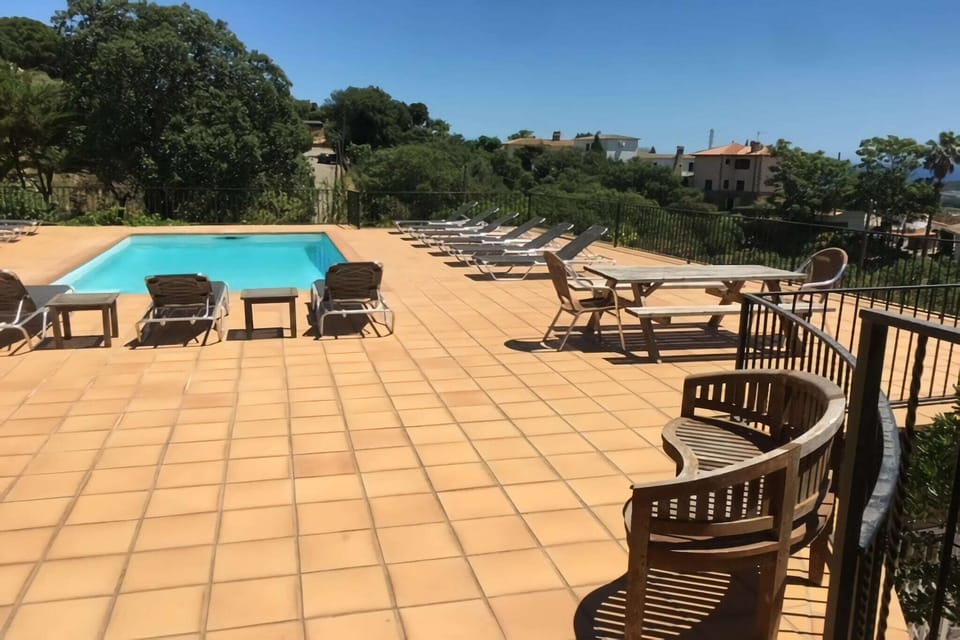 Holiday Home Swimming Pool