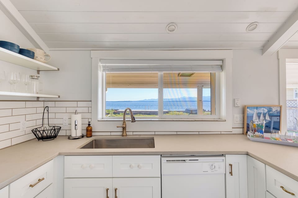 Ocean views from the kitchen.