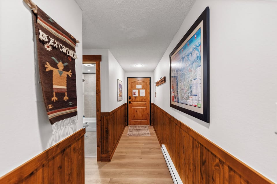 Interior entryway.