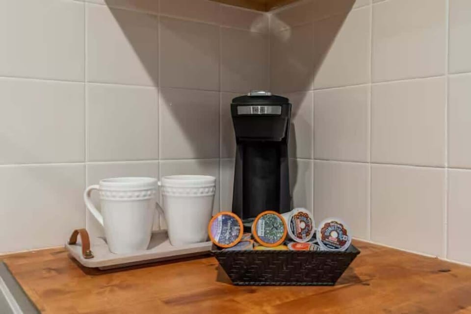 Take advantage of the coffee machine or make your favorite coffee!