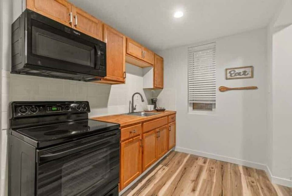 Luxury kitchen amenities provide every convenience one would expect to find at their own home