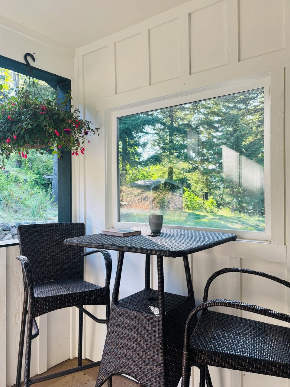 Side porch