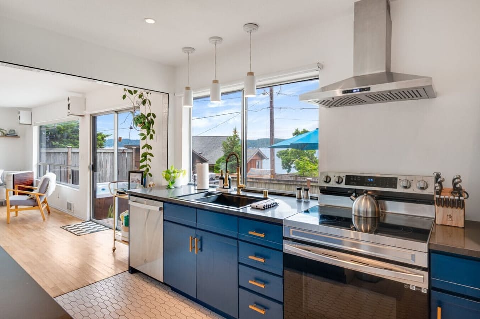The kitchen’s stocked with everything you need for the perfect meal — just bring the food!