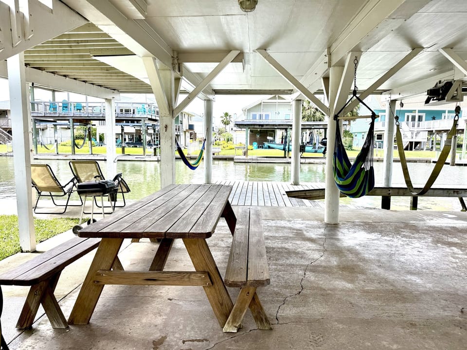 Another view of outdoor space