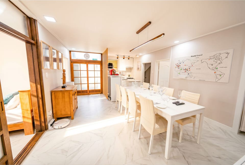 Social Living Room
