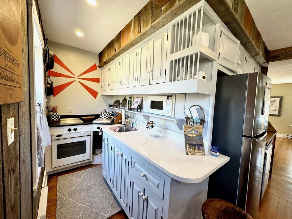 Kitchen Area-