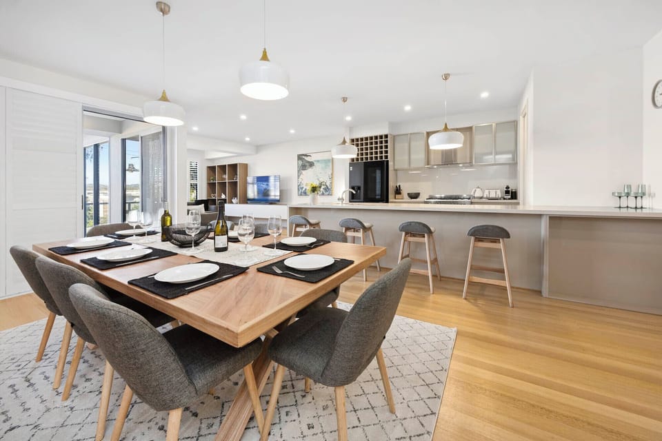 Open plan kitchen/living/dining