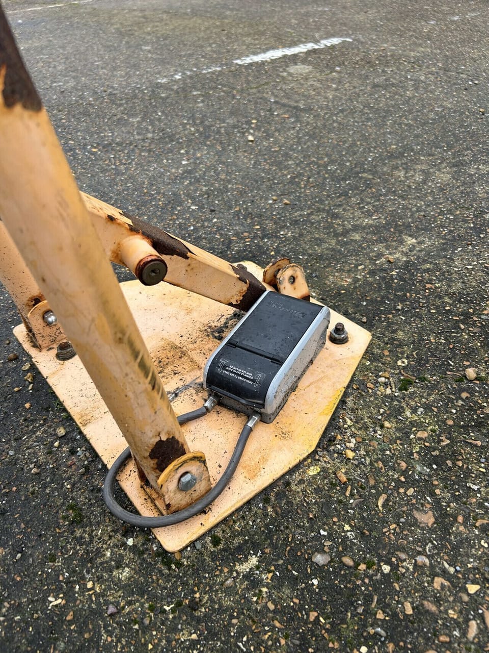 Keybox located in parking space