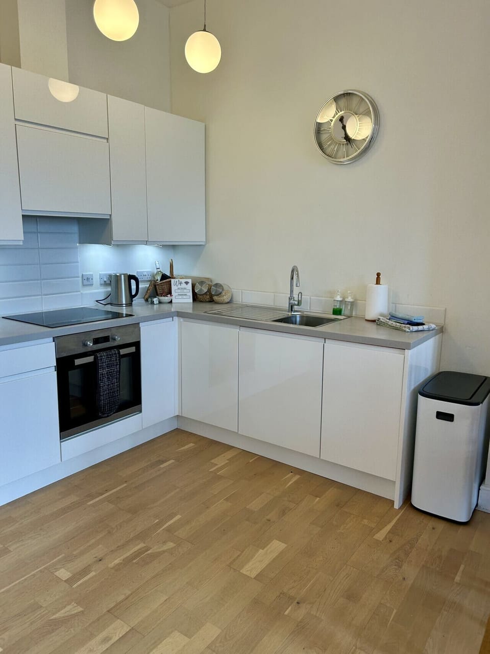 Fully equipped kitchen, and dining area