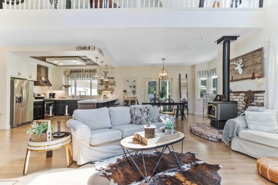 The ultimate anchor: a classic stove that brings immediate warmth to the room. It’s the designated spot for uncorking a bottle of Kunde red and letting the afternoon slip away.
