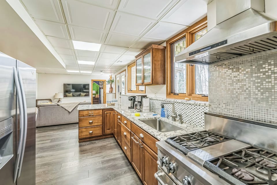 Everything you need for family dinners, quick breakfasts, or late-night snacks.