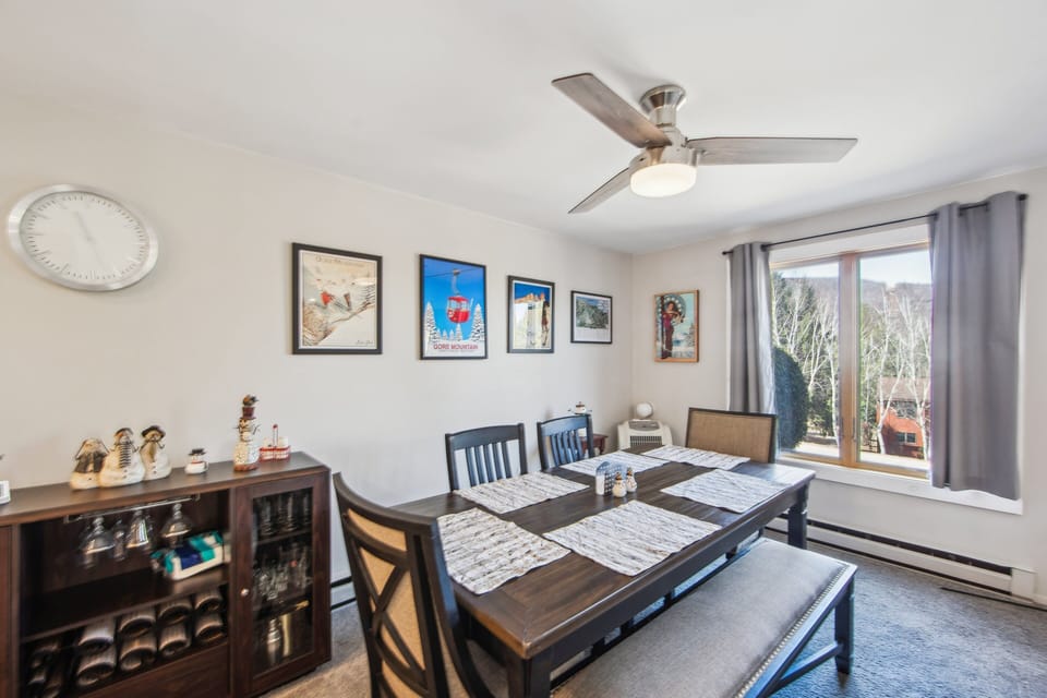 Furniture, Table, Dining Room, Dining Table, Indoors