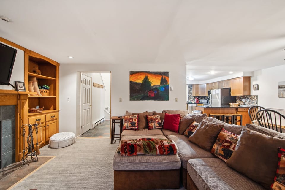Furniture, Indoors, Living Room, Room, Couch