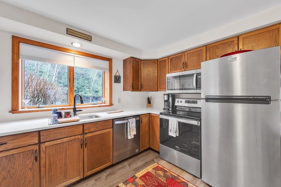 Indoors, Kitchen, Appliance, Refrigerator, Microwave