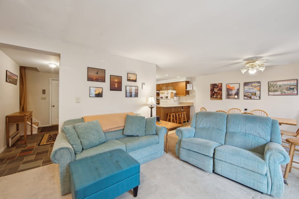 Architecture, Building, Furniture, Indoors, Living Room