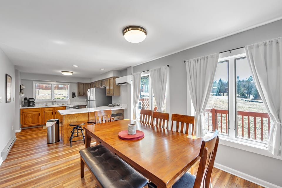 Hardwood, Indoors, Floor, Flooring, Dining Room