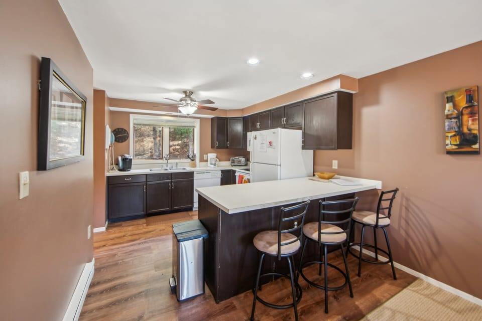 Indoors, Kitchen, Appliance, Refrigerator, Floor