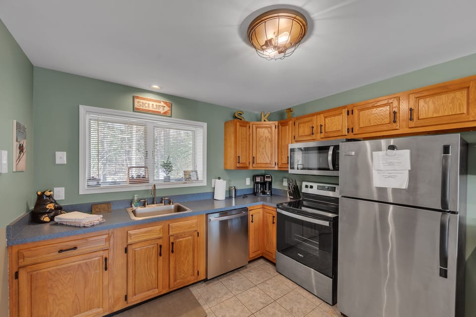 Indoors, Appliance, Refrigerator, Kitchen, Sink