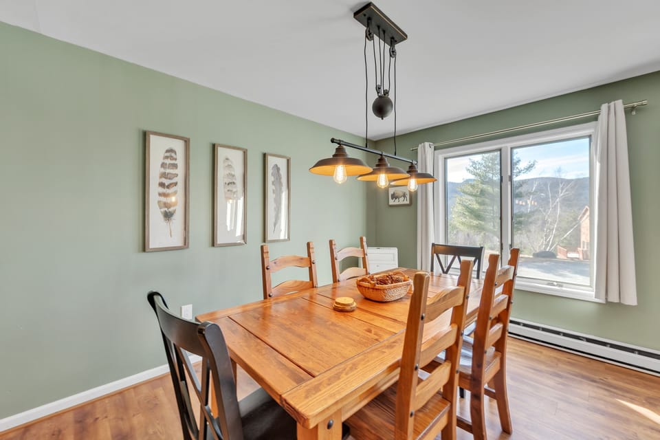 Architecture, Building, Dining Room, Dining Table, Furniture