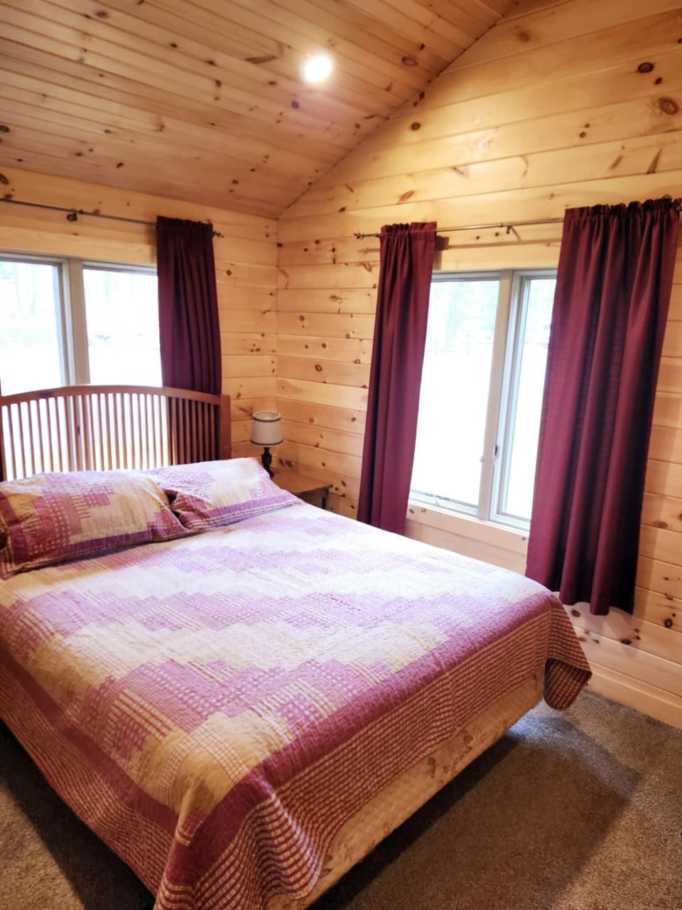 Cabin bedroom 2
