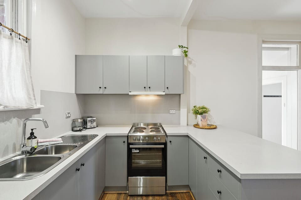 5 View St Sandy Bay Retreats Tasmania May 2025_20
