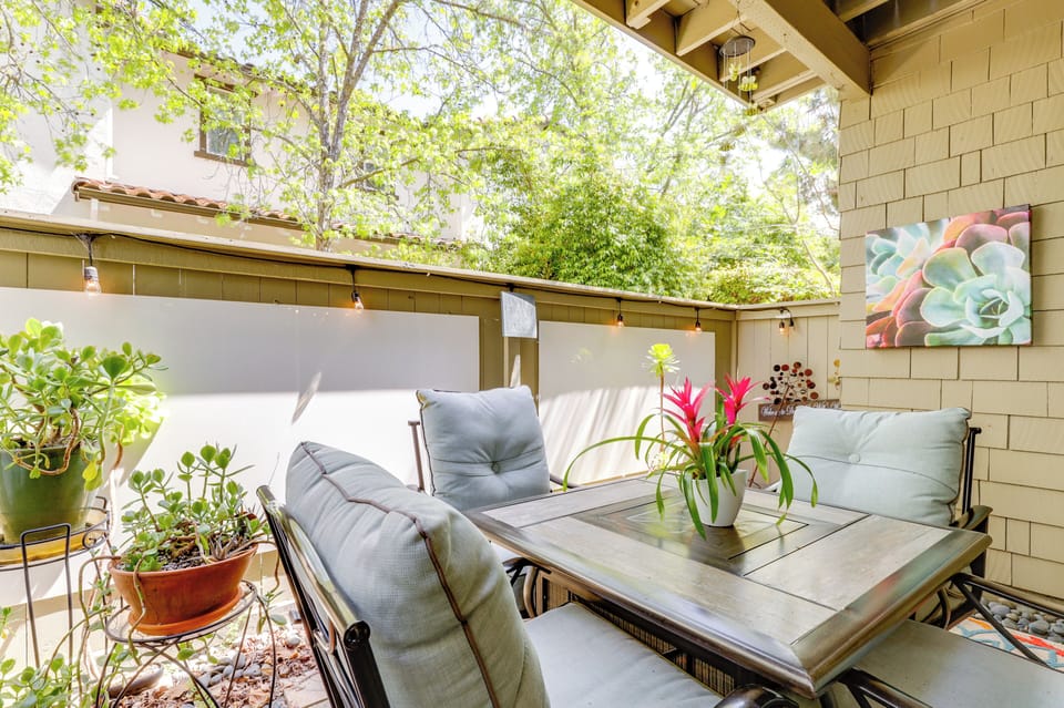 Private Patio | Gas Fire Table