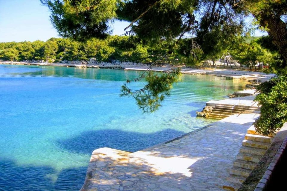 Surroundings [summer] (1-5 km)