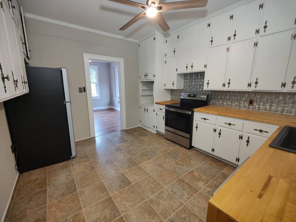 Large kitchen