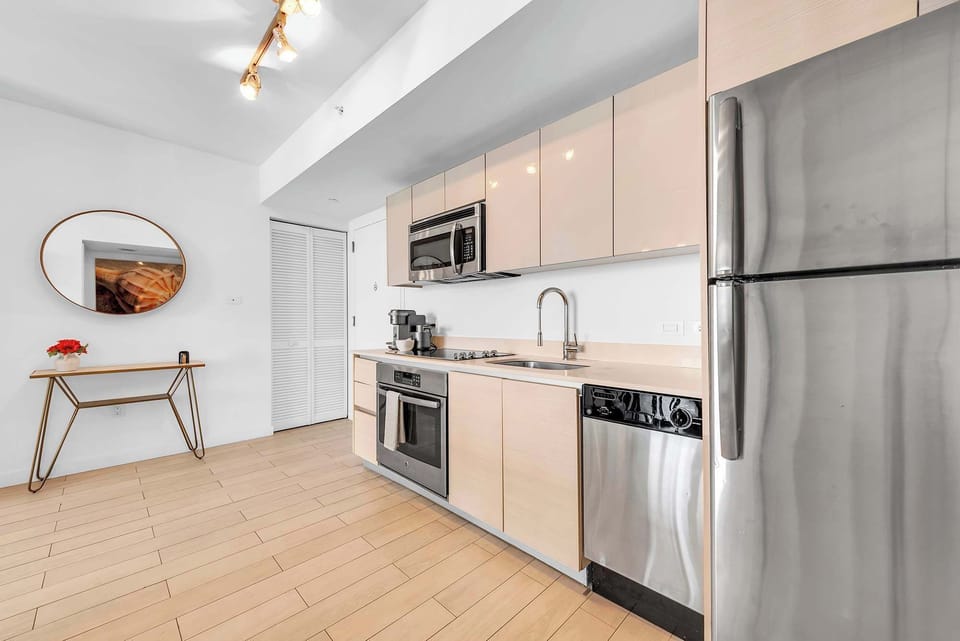 Fully Stocked Kitchen