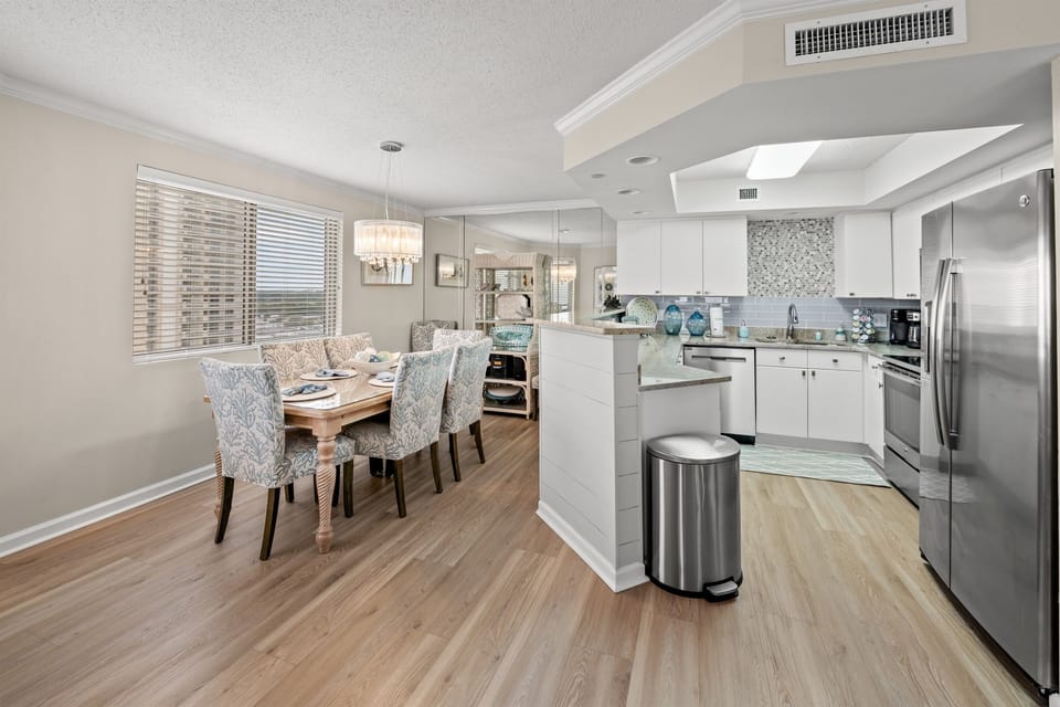 Dining / Kitchen