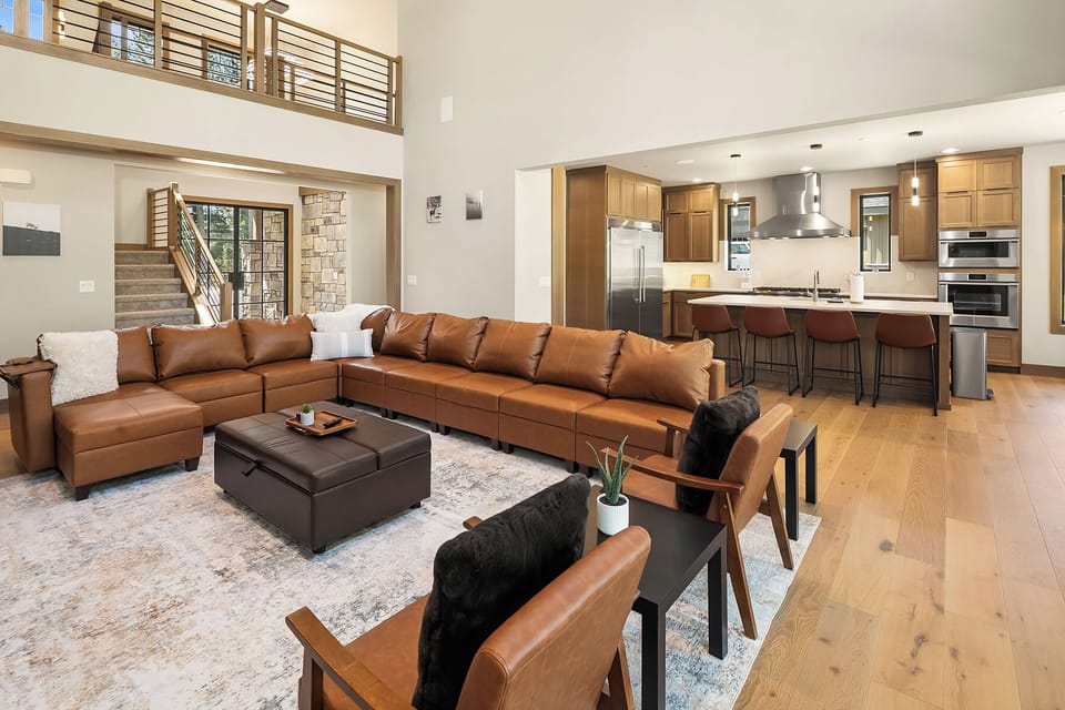 Blissful Pool Retreat. - Open concept great room!