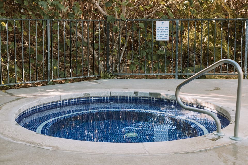 Hot tub