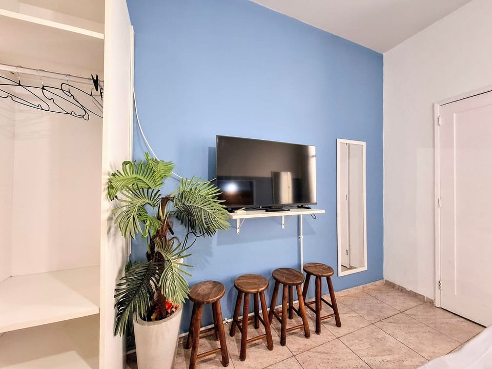 Photo of the whole room,Bedroom