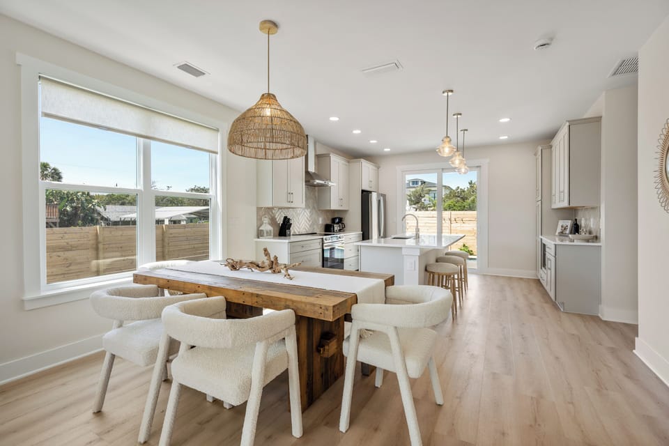 Dining for 6 plus 3 more at the kitchen island
