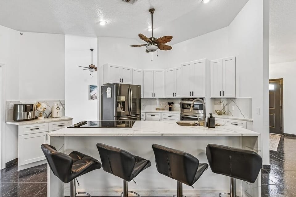 Chair, Furniture, Indoors, Appliance, Refrigerator