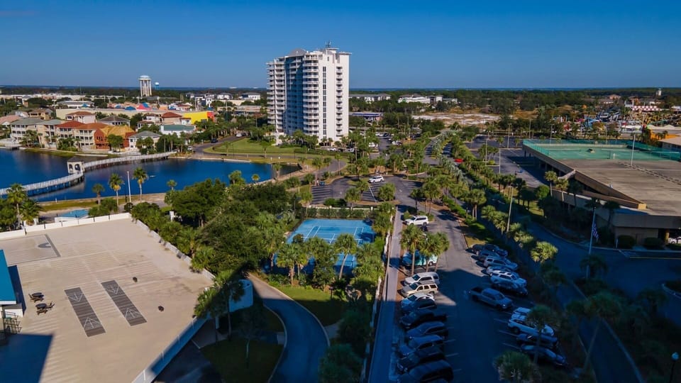 Architecture, Building, Urban, Water, Waterfront