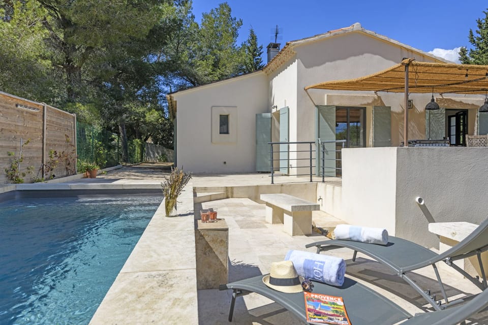 Pool - Le Montebello de Paradou