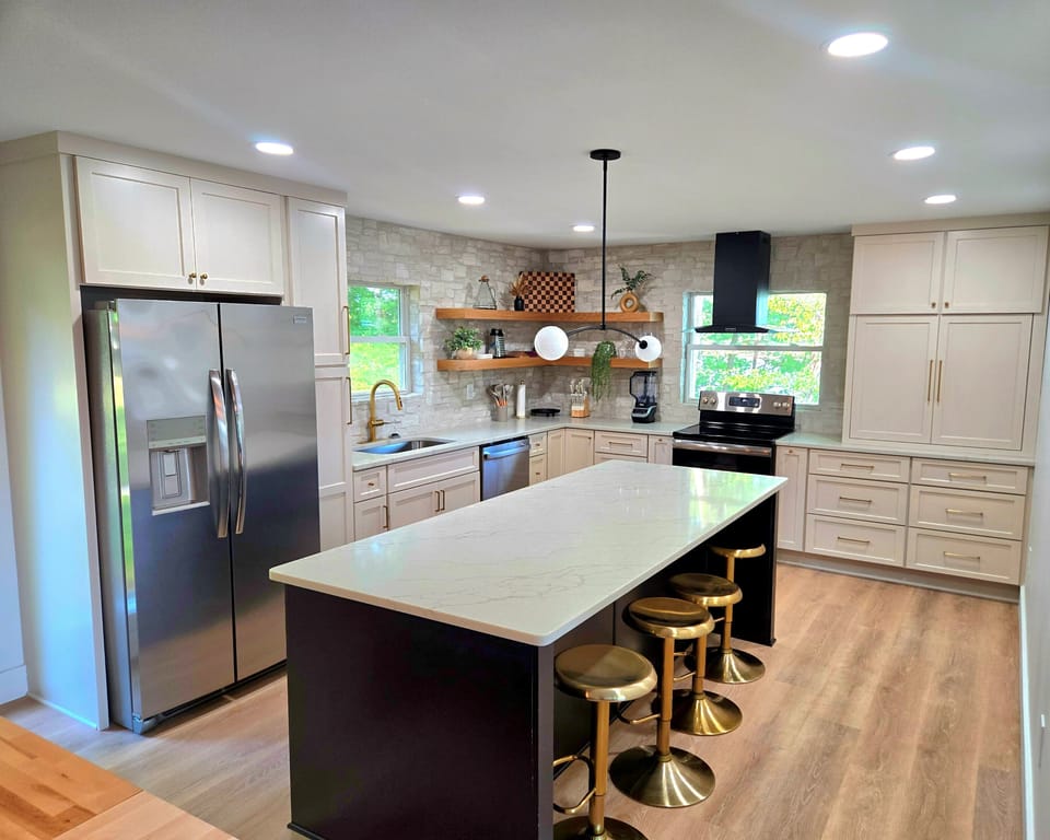 Kitchen (Main Level)