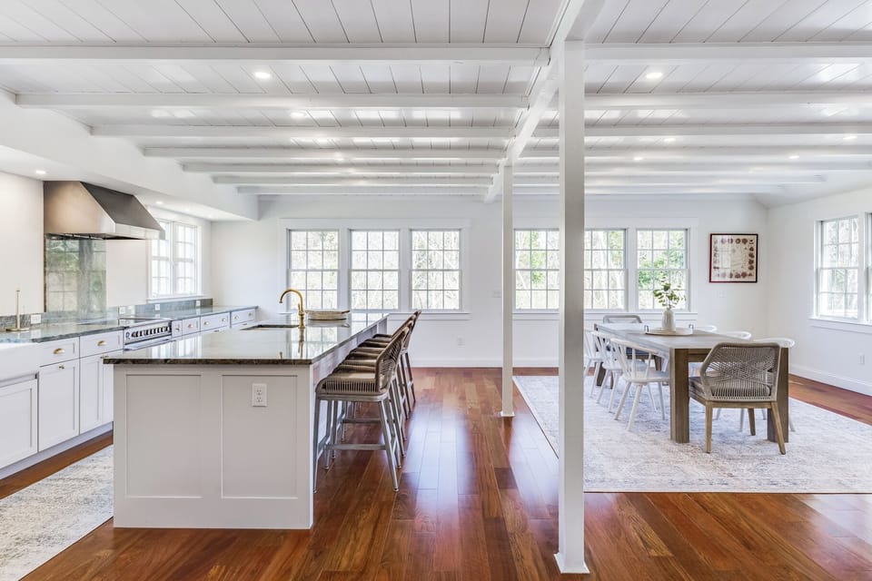 A pristine chef’s kitchen with Cape Cod charm