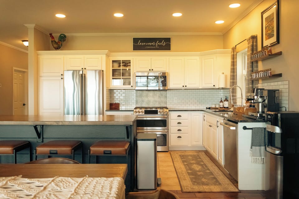 Full kitchen with anything and everything you will need!