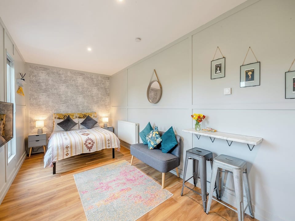 Interior | Willow Lodge 1 - Willow Lodges, Taunton