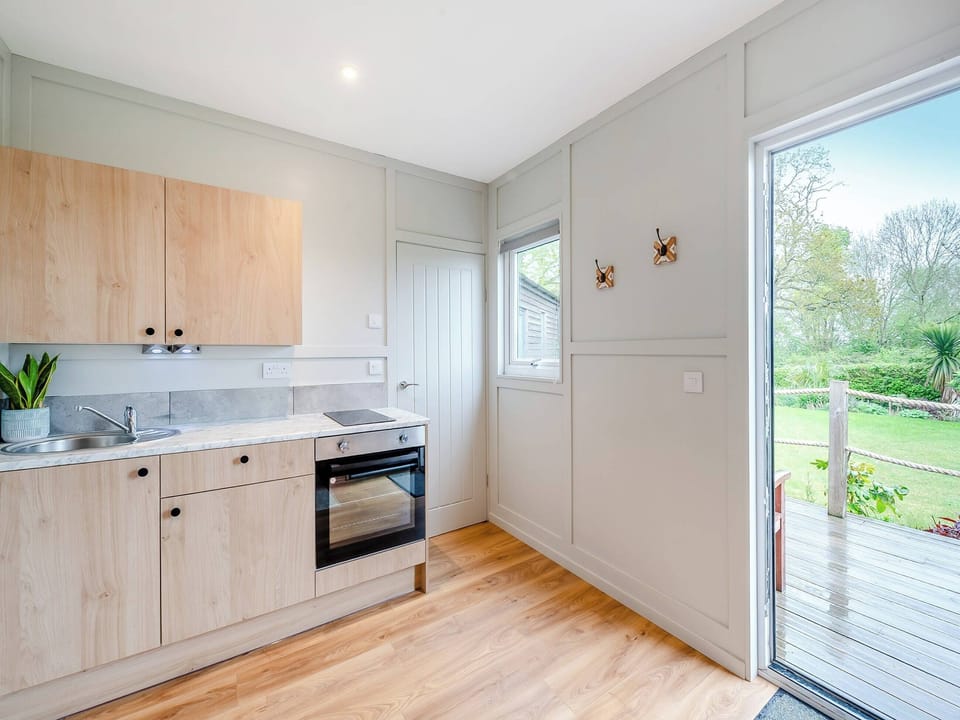 Interior | Willow Lodge 1 - Willow Lodges, Taunton