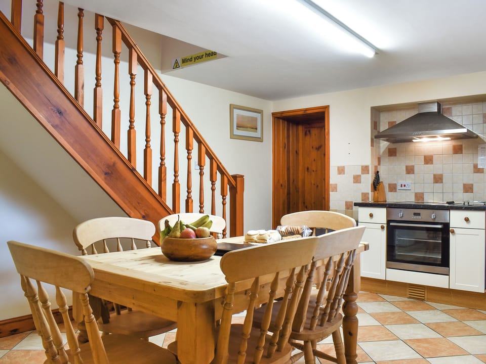 Kitchen/diner | Oak Cottage - Newton House Farm, Sneaton, near Whitby