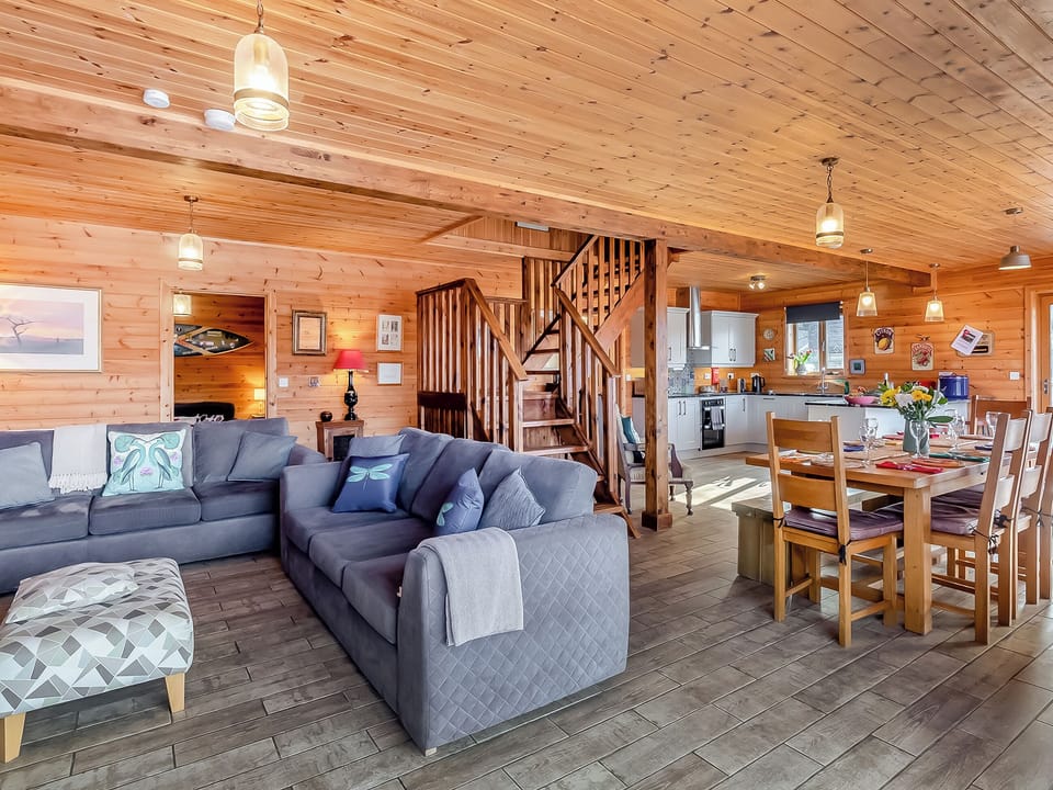 Open plan living space | Malibu Lakehouse, Pentney Lakes