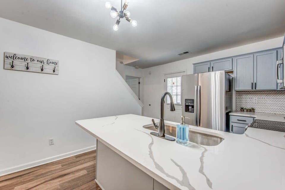 Kitchen sink