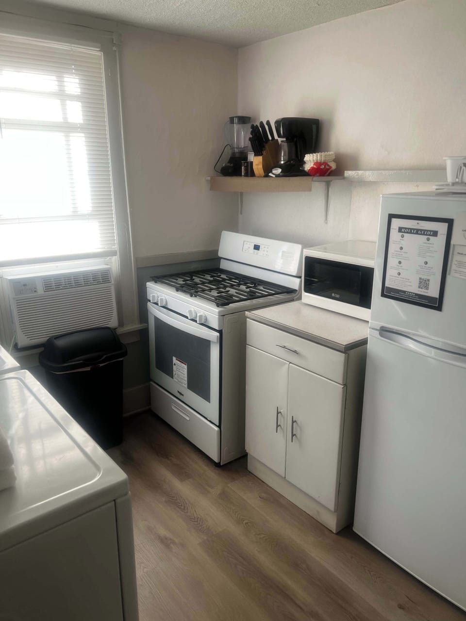 Recent photo taken by our cleaning team, ensuring you see the home how it truly is