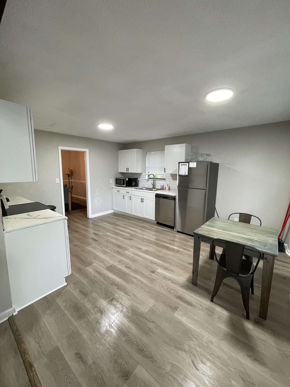 Recent photo taken by our cleaning team, ensuring you see the home how it truly is.
